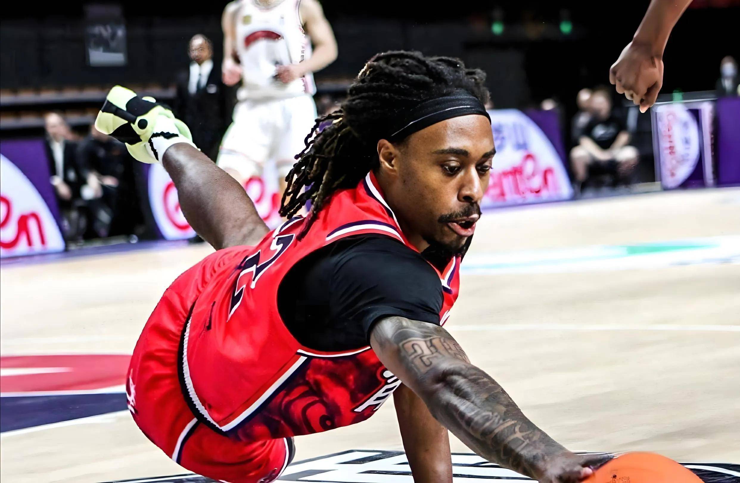 CBA季后赛赛程吃紧;尼斯今夜外线爆发;信心回归;赛季目标并未改变 CBA季后赛赛程吃紧;尼斯今夜外线爆发;信心回归;赛季目标并未改变