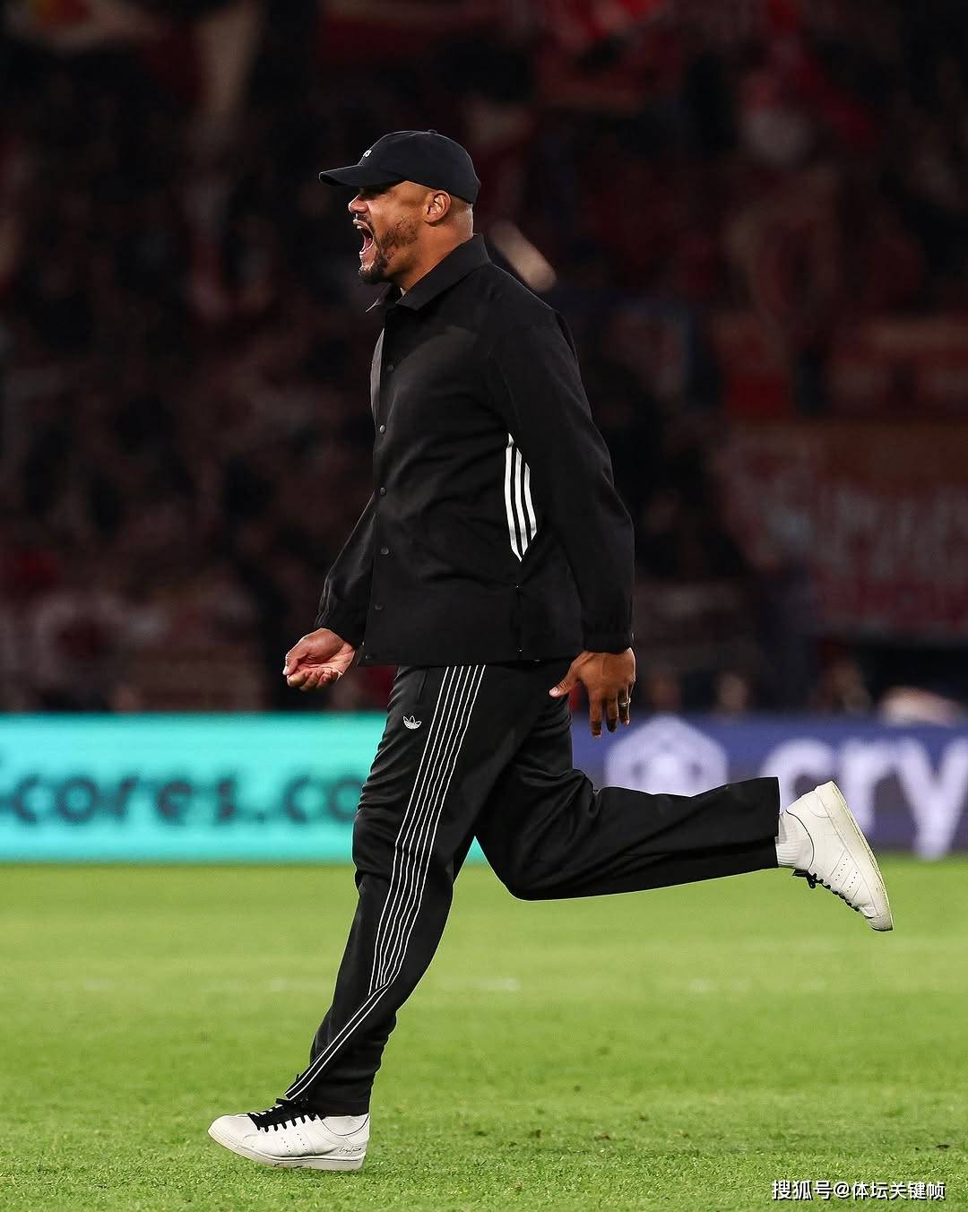 爱游戏平台 -包含拜仁慕尼黑发布备战花絮，加时末段篮板制胜，欧篮联任务艰巨，赛季目标并未改变的词条