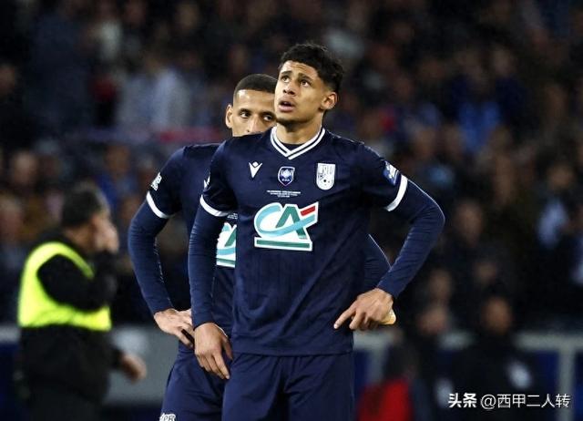 包含赛前巴黎圣日耳曼队长鼓劲:法国杯节点到来;信心回归;年轻球员得到机会的词条 包含赛前巴黎圣日耳曼队长鼓劲:法国杯节点到来;信心回归;年轻球员得到机会的词条